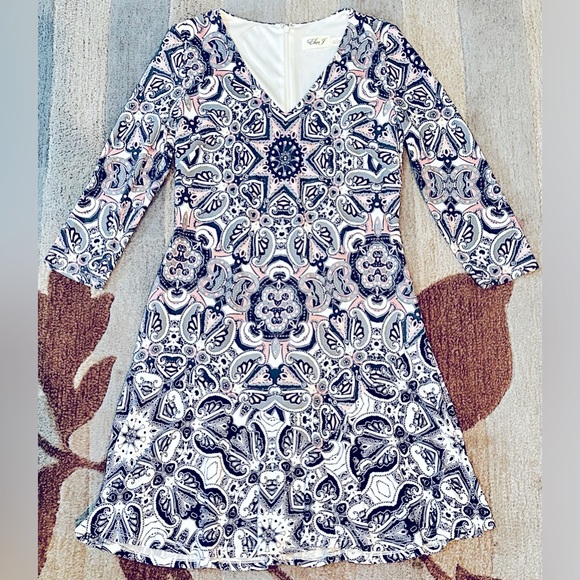 Eliza J. Soft Jersey 3/4 Sleeves A-Line Paisley Print Fit & Flare Mini Dress - Picture 3 of 9
